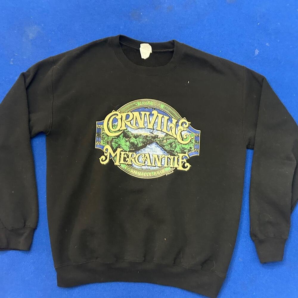 graphic crewneck sweatshirt